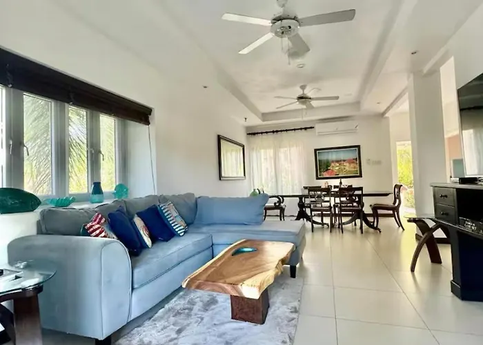 Villa Caribbean Bliss 4-br Steps Form The Sea *