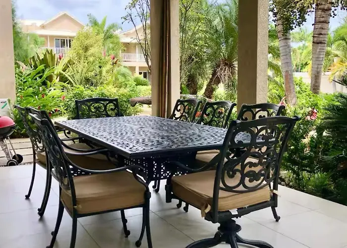 Caribbean Bliss 4-br Steps Form The Sea